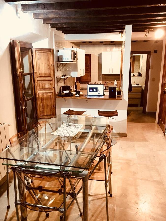 Charming Apartments De Gomerez Гранада Екстериор снимка