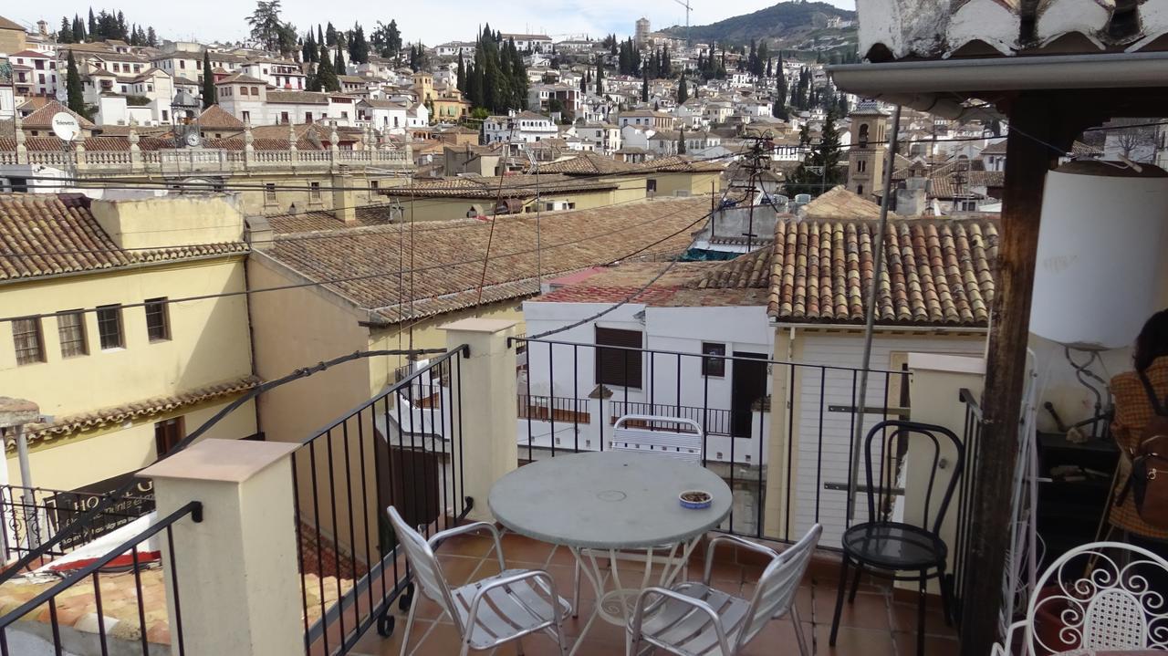 Charming Apartments De Gomerez Гранада Екстериор снимка