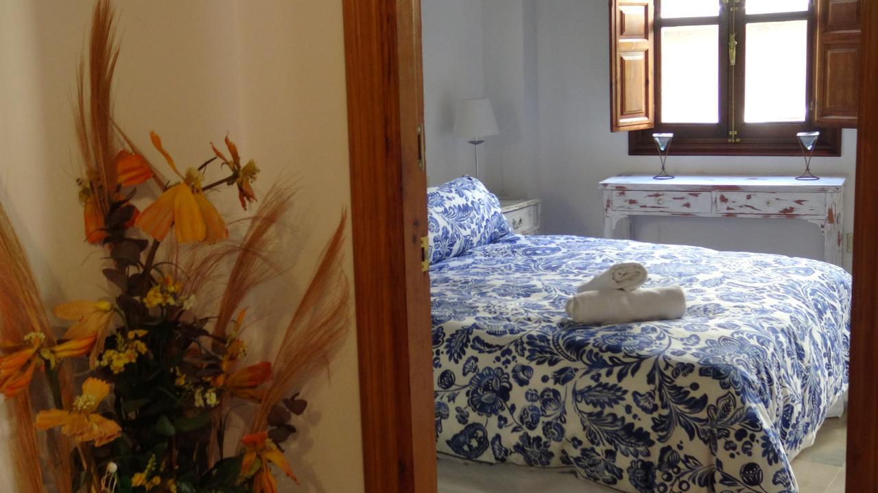 Charming Apartments De Gomerez Гранада Екстериор снимка