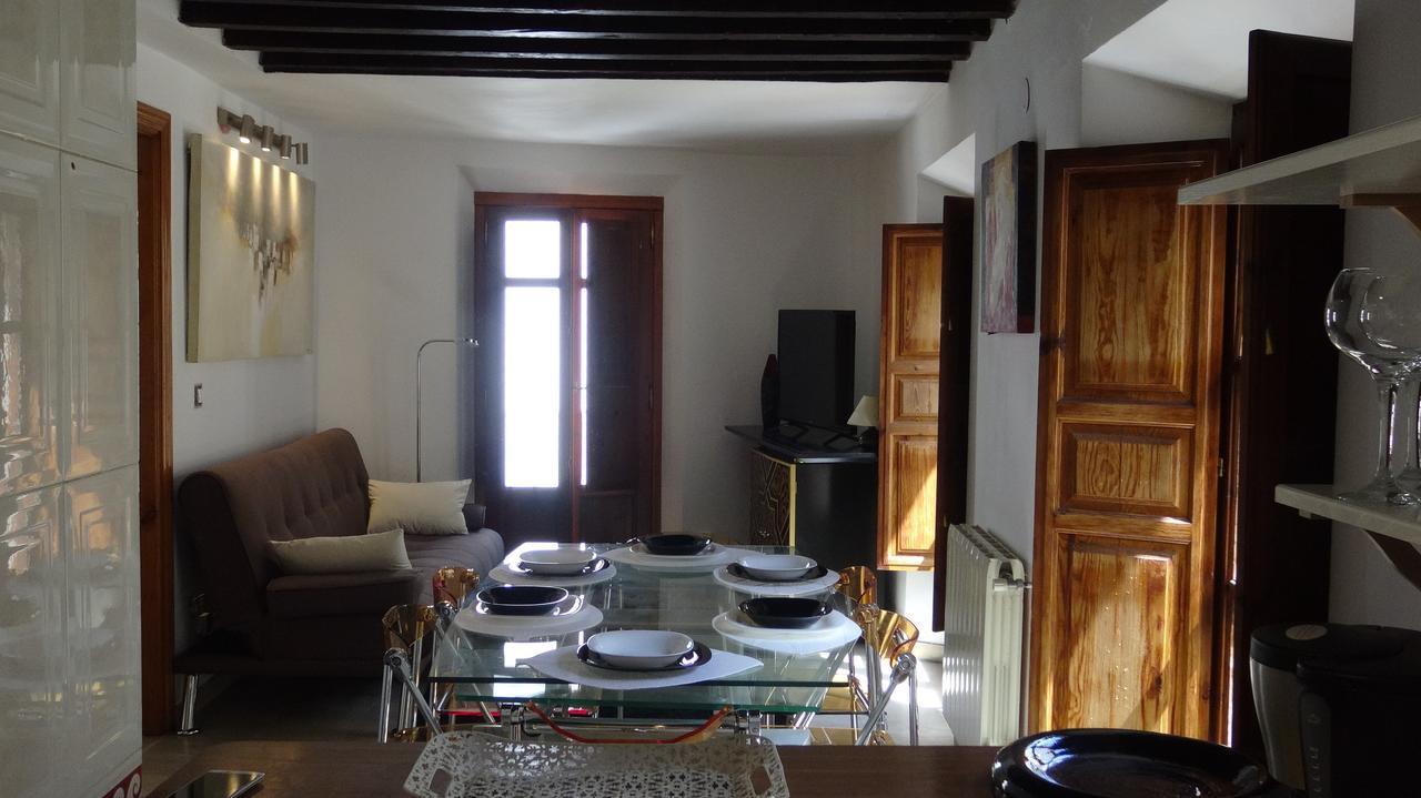 Charming Apartments De Gomerez Гранада Екстериор снимка