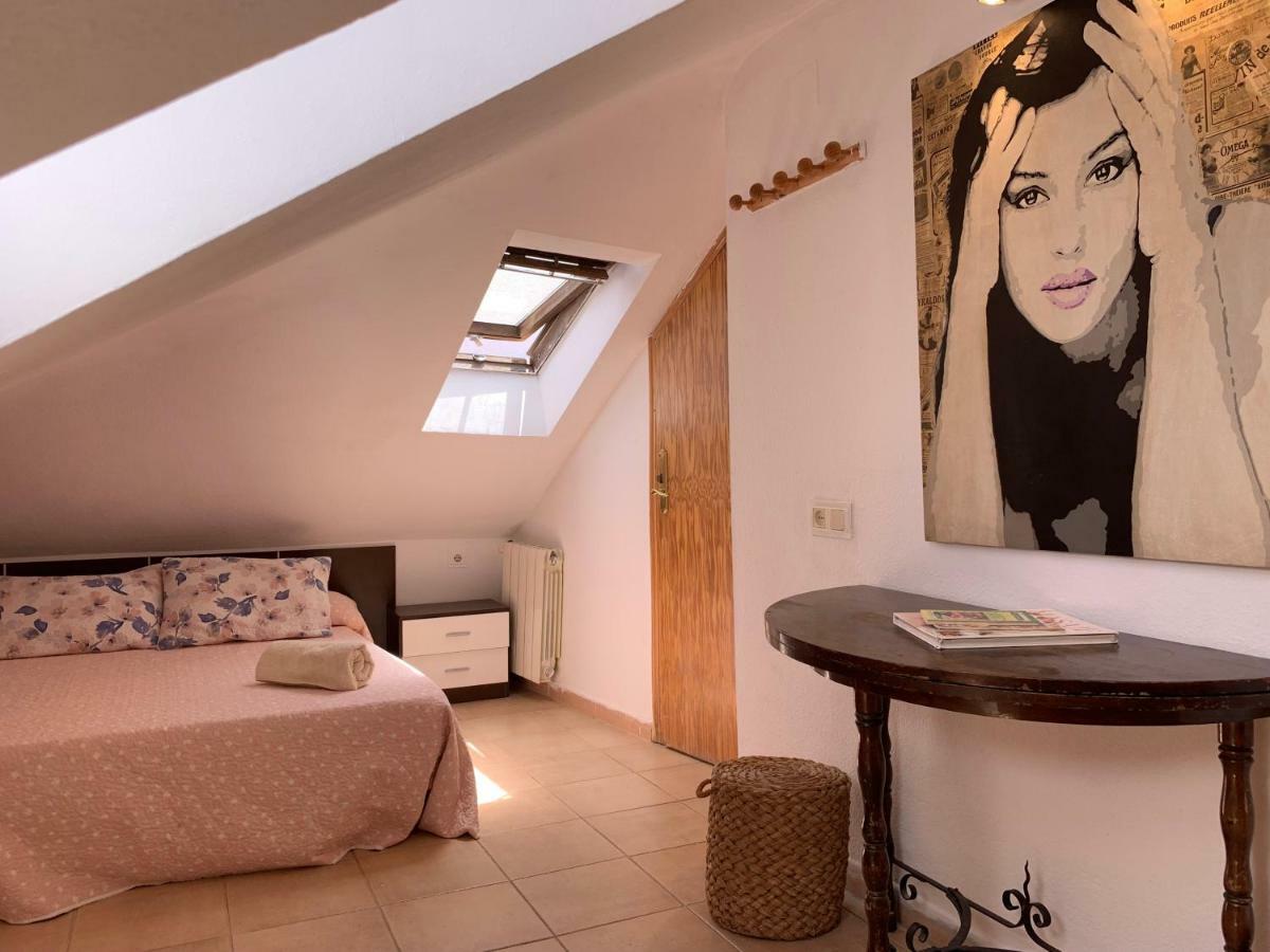 Charming Apartments De Gomerez Гранада Екстериор снимка