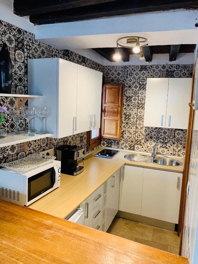 Charming Apartments De Gomerez Гранада Екстериор снимка
